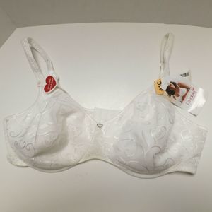 Loveable By Hanes Flirt 44C White Underwire W/Hearts Heart Pendant Bra F078